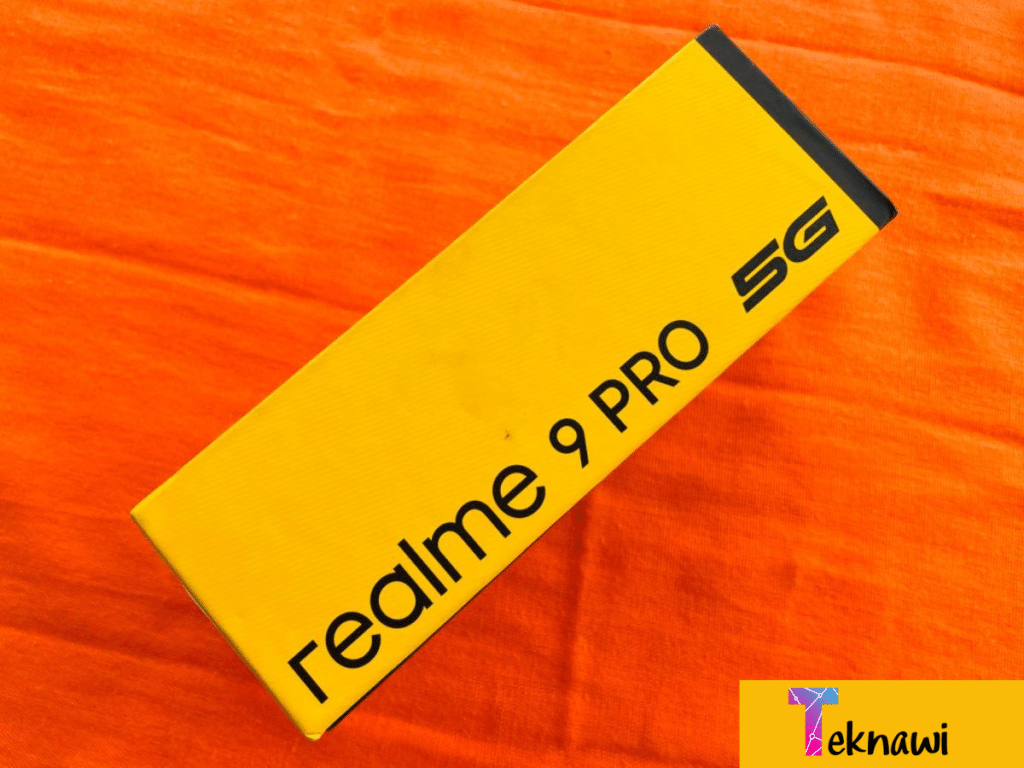 محتويات علبة هاتف Realme 9 Pro